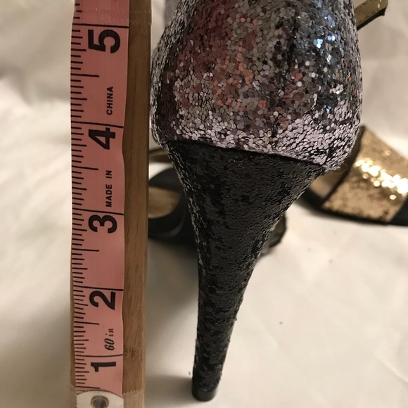 Lulu Townsend Gold heels size 8.5 - Picture 6 of 6